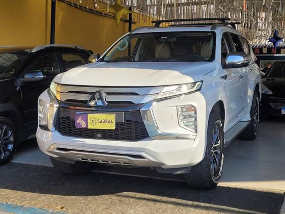 MITSUBISHI PAJERO SPORT 2.4 16V MIVEC TURBO DIESEL HPE-S AWD AUTOMÁTICO